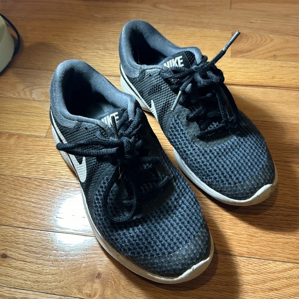 Nike kids sneakers, size 4Y